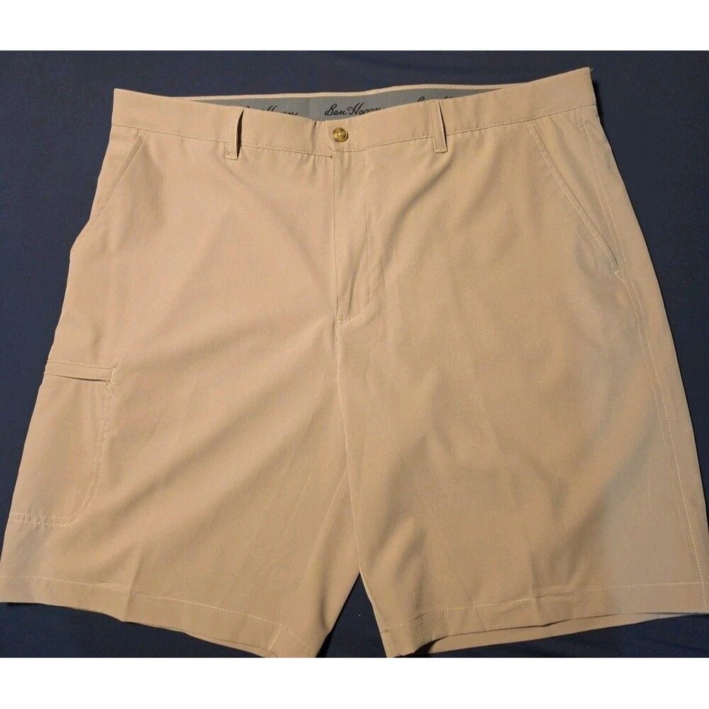 Ben Hogan Shorts Men's Size 38 Beige Flat Front Golf